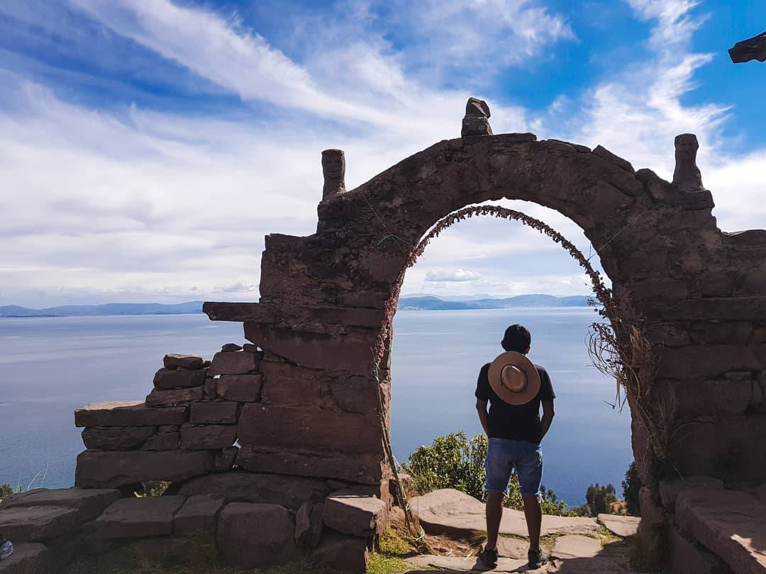 Tour 2 Días Lago Titicaca | Dormir en Amantaní, Uros y Taquile